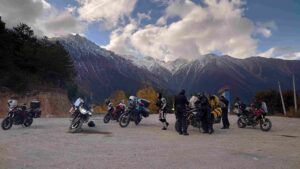 Road to Tibet mountain view